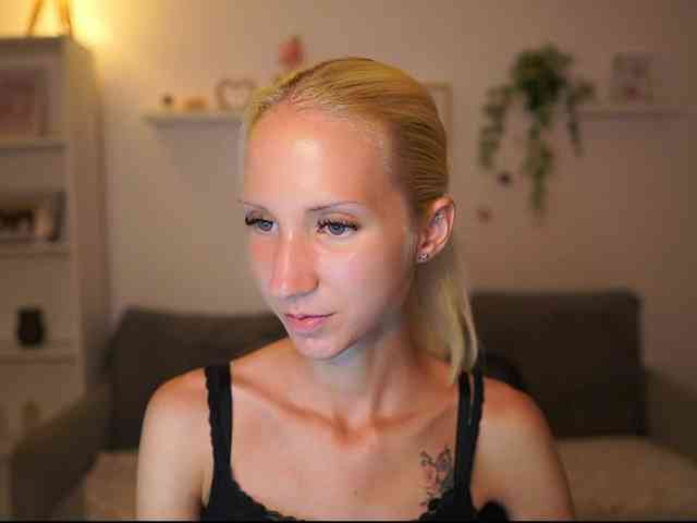 piperperri18 webcam
