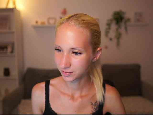 piperperri18 webcam