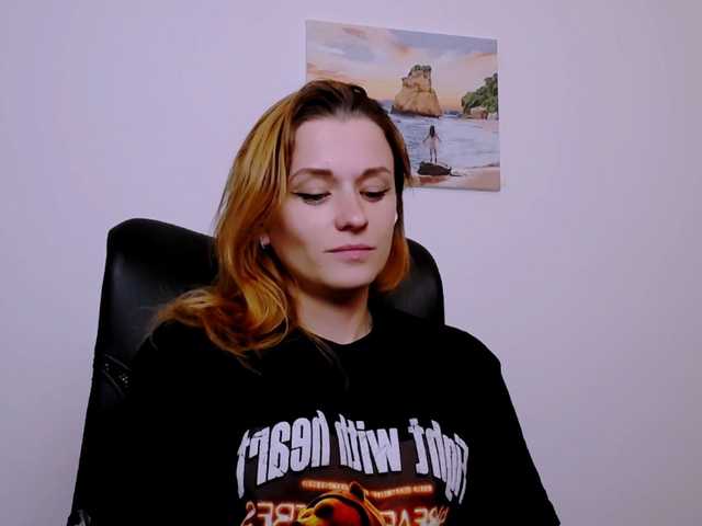 PeppyMiaa — live female cam