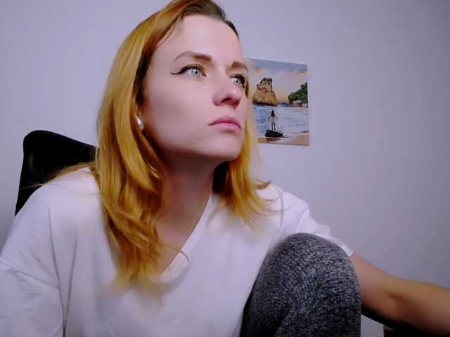 PeppyMiaa live cam preview