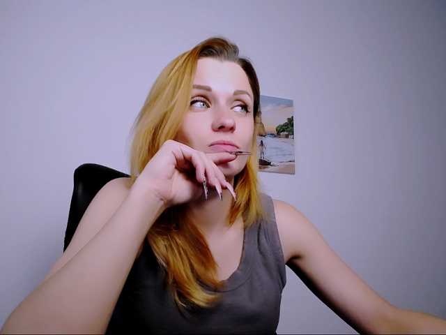 PeppyMiaa live cam on BongaCams