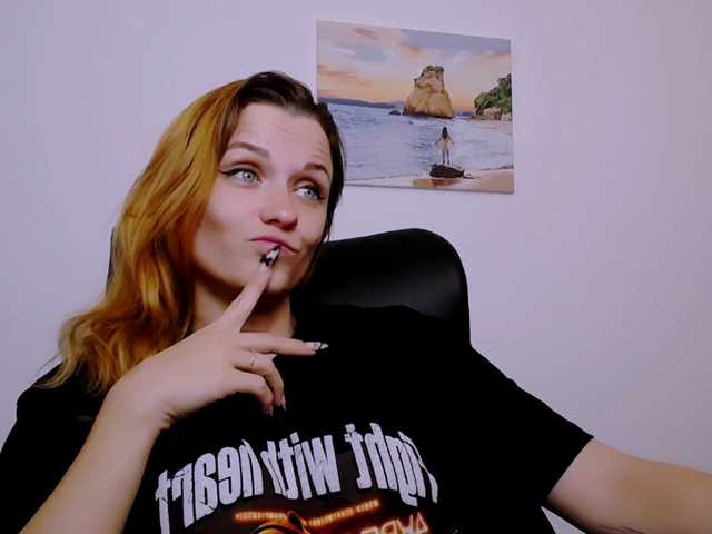 PeppyMiaa live cam on BongaCams