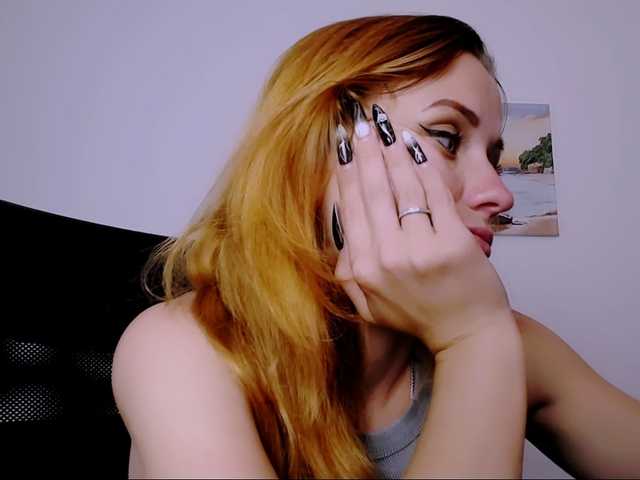 PeppyMiaa live cam on BongaCams