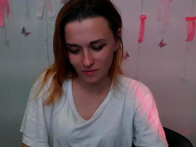 PeppyMiaa live cam on BongaCams