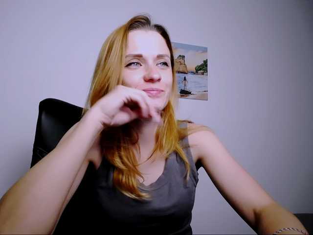 PeppyMiaa live cam on BongaCams