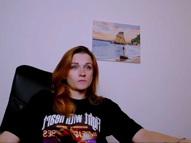 PeppyMiaa live cam preview