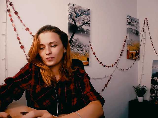 PeppyMiaa live cam on BongaCams
