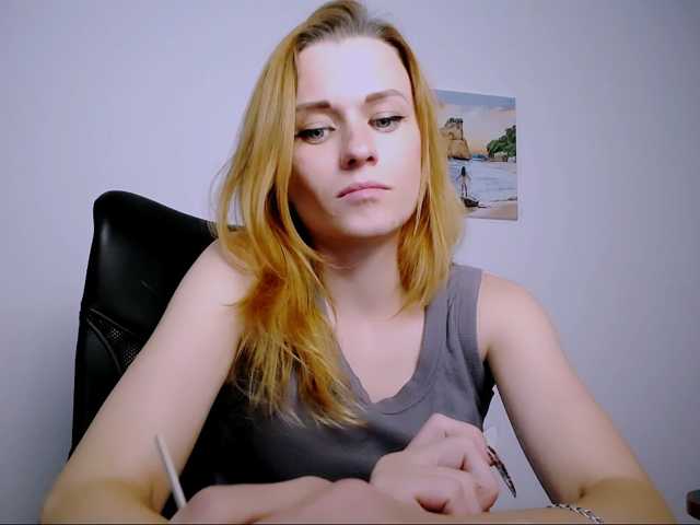 PeppyMiaa live cam on BongaCams