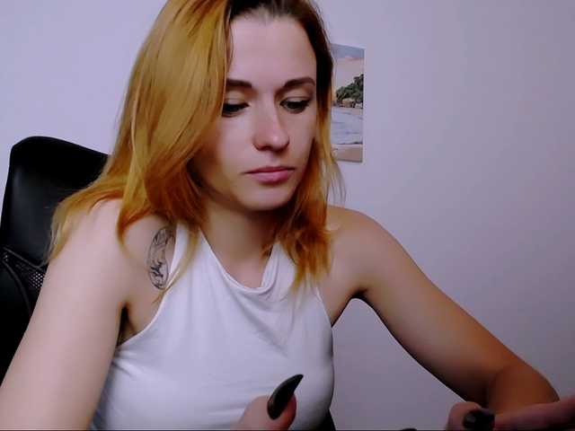 PeppyMiaa live cam on BongaCams