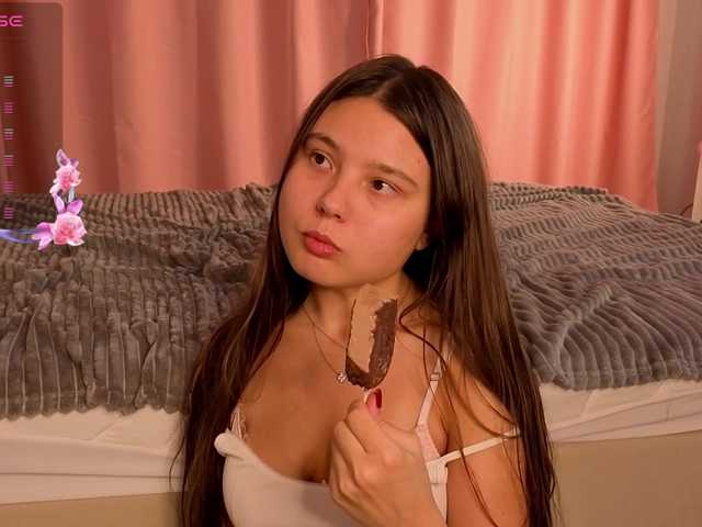 LunaHurt live cam on BongaCams