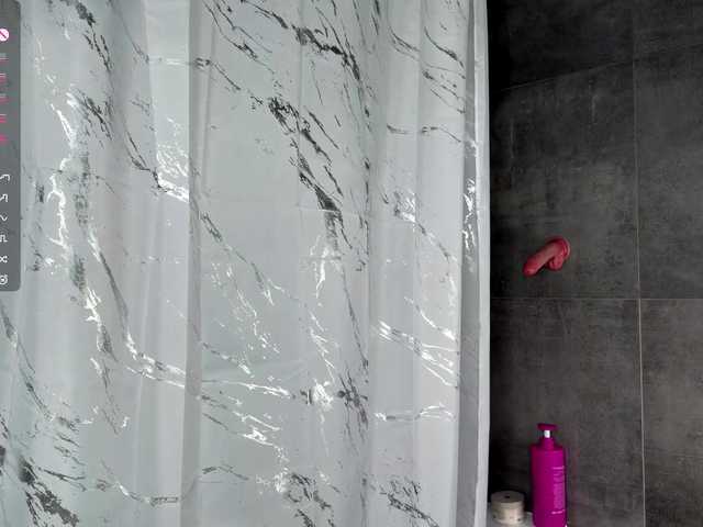 LunaHurt live cam preview