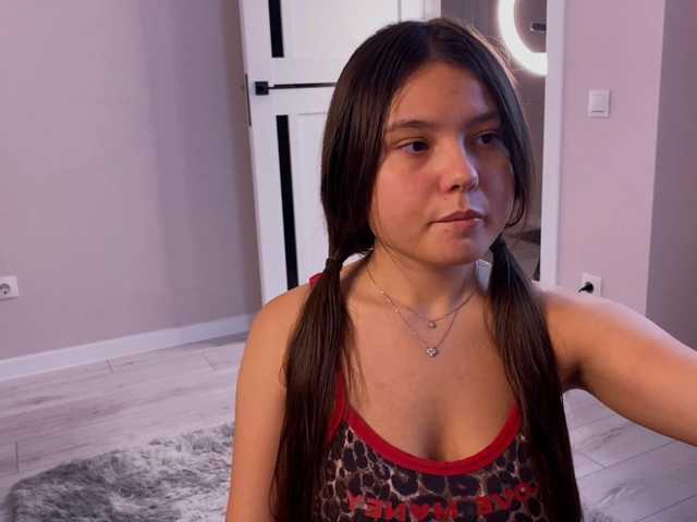 LunaHurt live cam on BongaCams