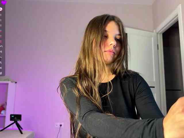Model: LunaHurt