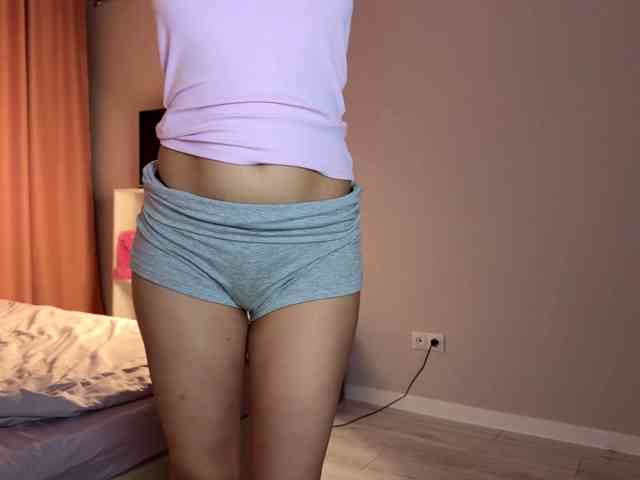 Model: LunaHurt