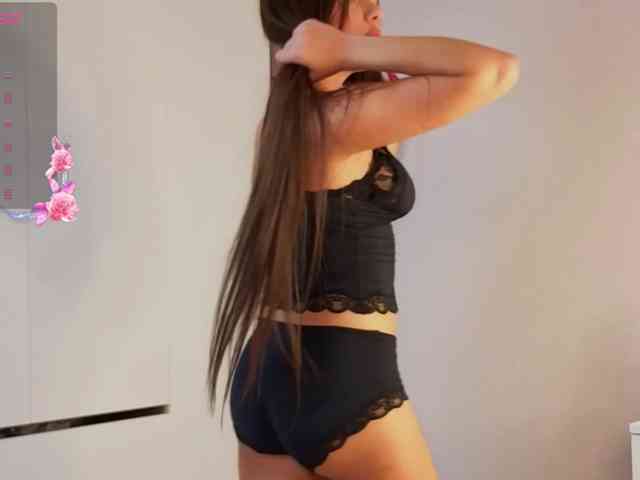 Model: LunaHurt