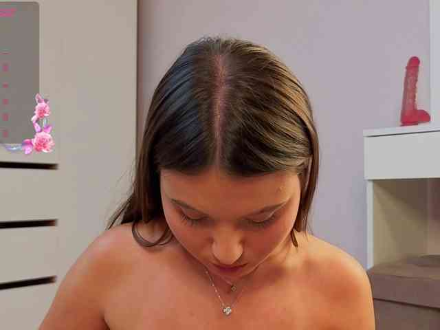 Model: LunaHurt