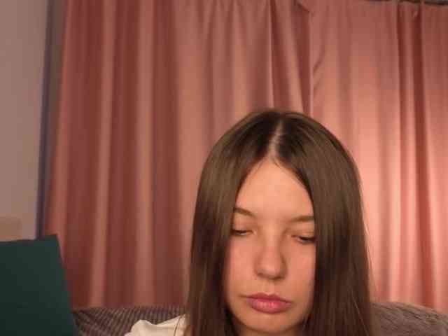 Model: LunaHurt