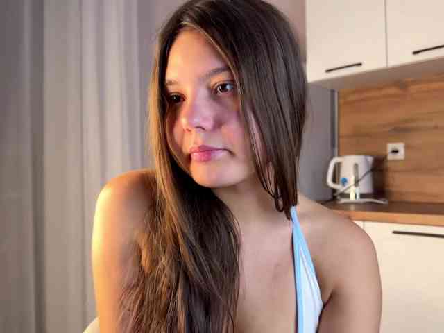 LunaHurt webcam