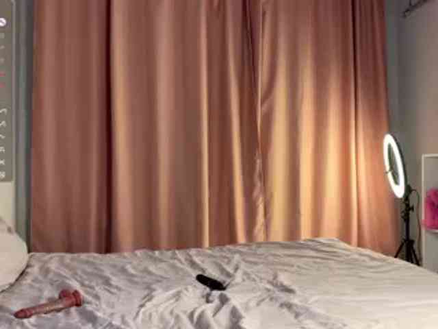 LunaHurt webcam