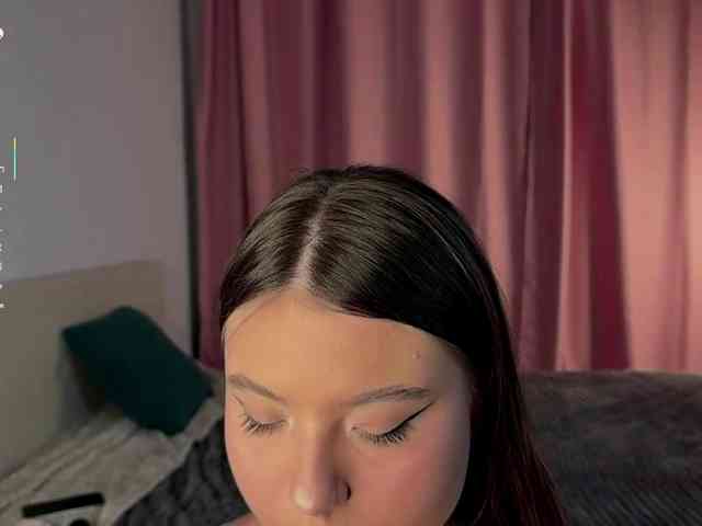 Model: LunaHurt