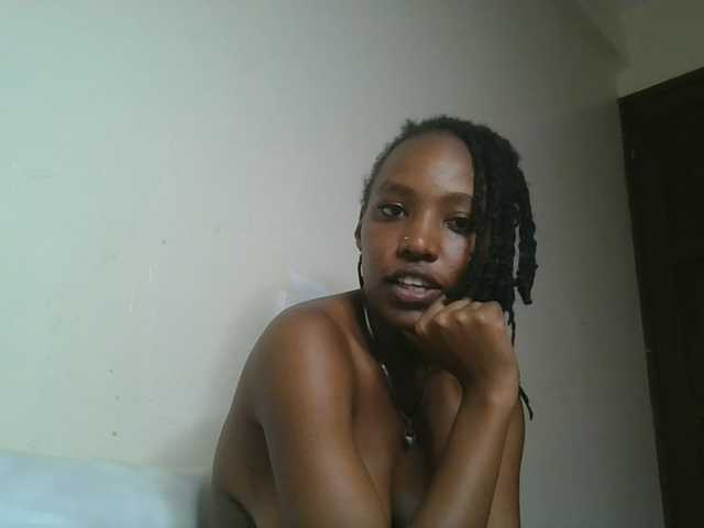 Scarleta live cam on BongaCams