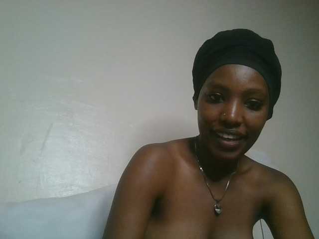 Scarleta live cam on BongaCams