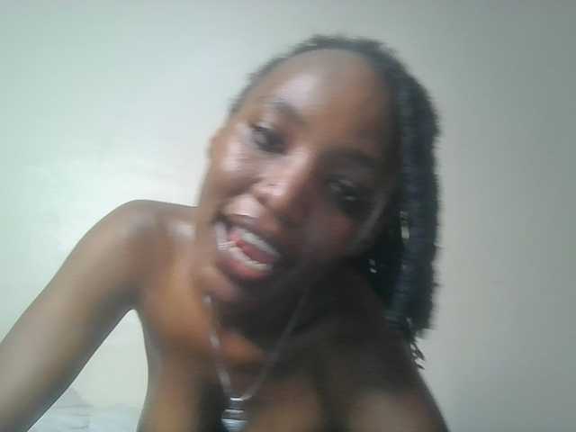 Scarleta live cam on BongaCams