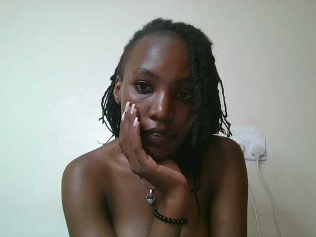 Scarleta live cam on BongaCams