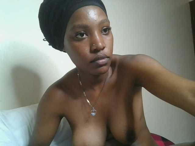 Scarleta live webcam show