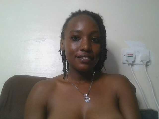 Scarleta live cam on BongaCams
