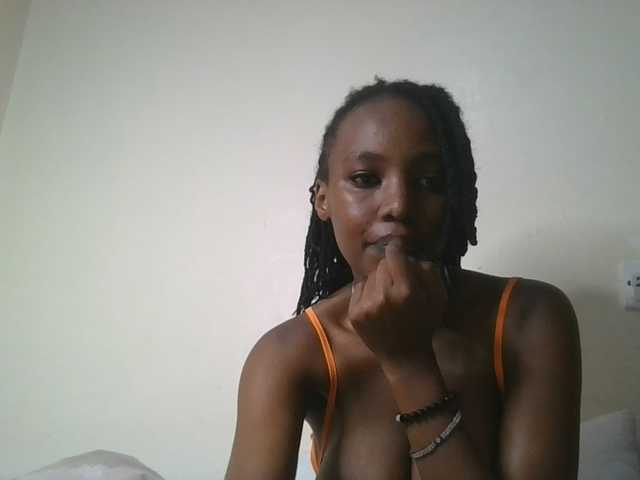 Scarleta live webcam show