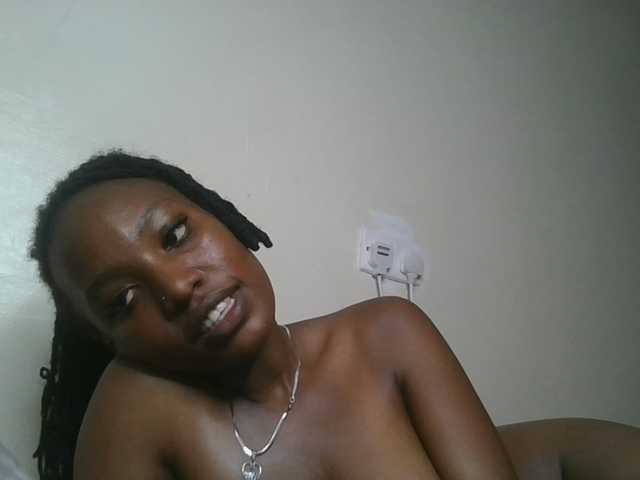 Scarleta live webcam show