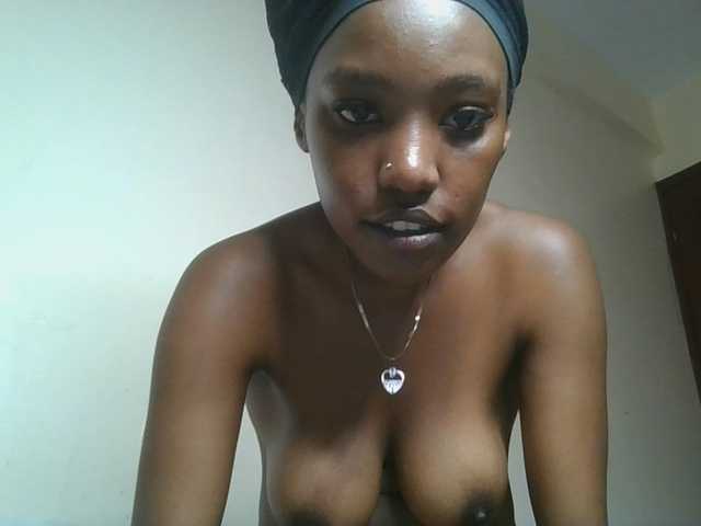 Scarleta live webcam show