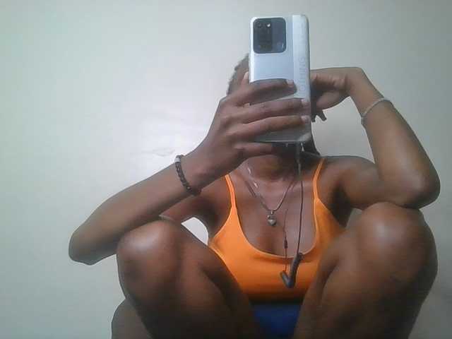 Scarleta live cam on BongaCams