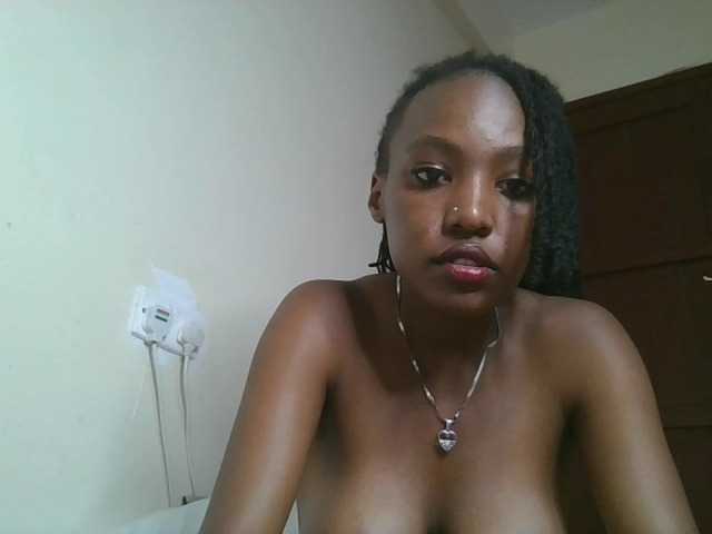 Scarleta live cam on BongaCams