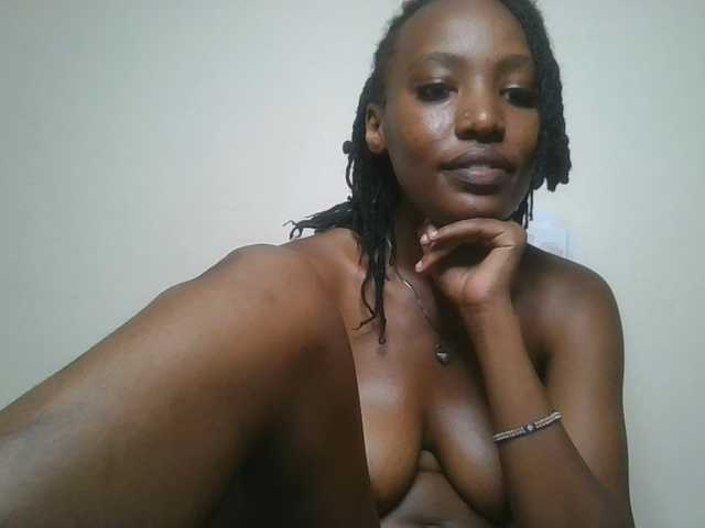 Scarleta live cam on BongaCams