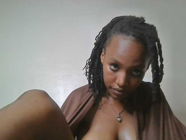 Scarleta live cam on BongaCams