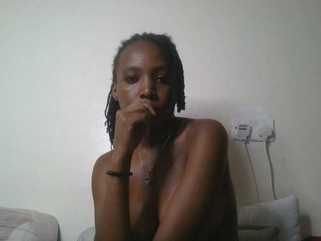 Scarleta live cam on BongaCams