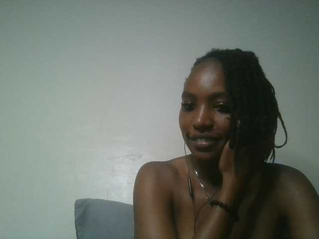 Scarleta live cam on BongaCams