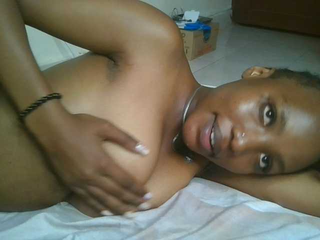 Scarleta live cam on BongaCams