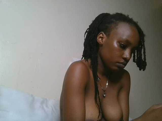 Scarleta live cam on BongaCams
