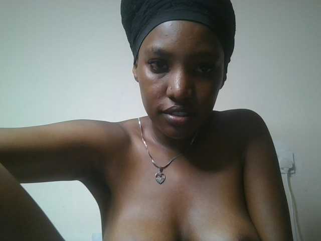 Scarleta live cam on BongaCams