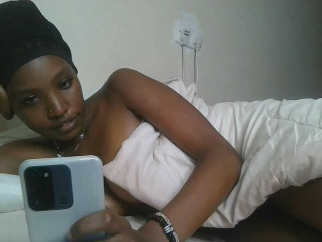 Scarleta live cam on BongaCams