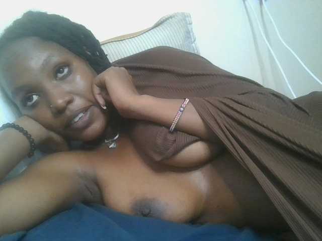 Scarleta live cam on BongaCams