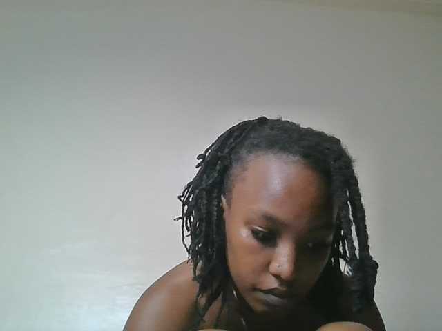 Scarleta live webcam show