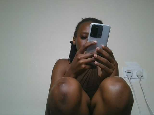 Scarleta live webcam show
