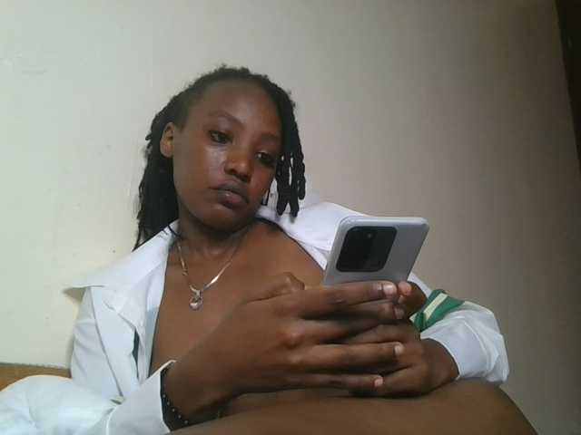 Scarleta live cam on BongaCams