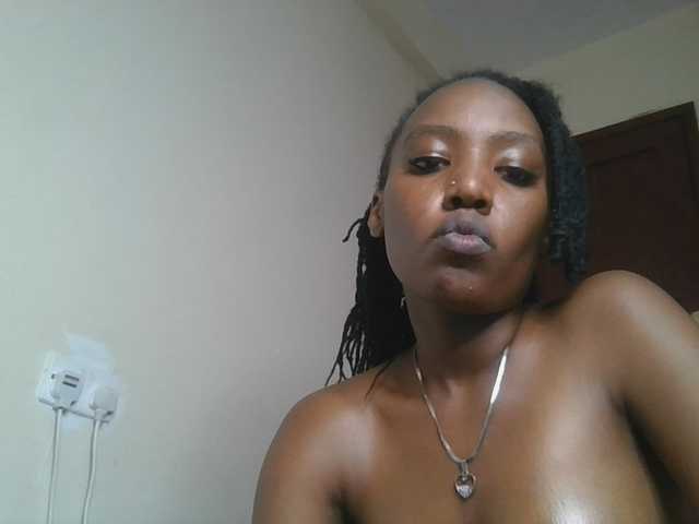 Scarleta live webcam show