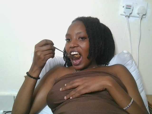 Scarleta live cam on BongaCams