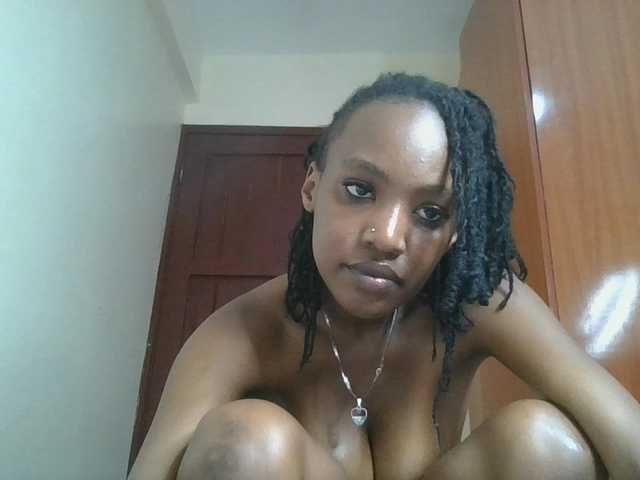 Scarleta live webcam show